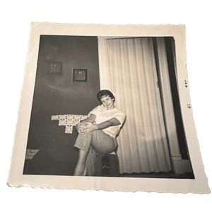 Vintage Black & White Photo Picture Of Young Woman Girl Teenager‎ Posing